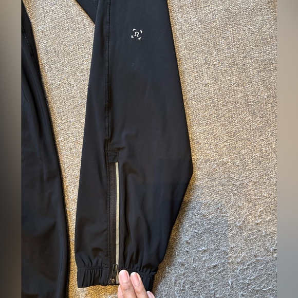 Lululemon Surge Joggers - Picture 10 of 14
